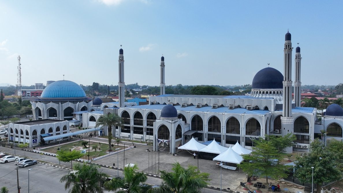 masjid al sultan ismail petra kubang kerian