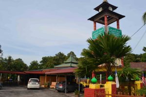 Masjid Almuhsinin Melekek luar