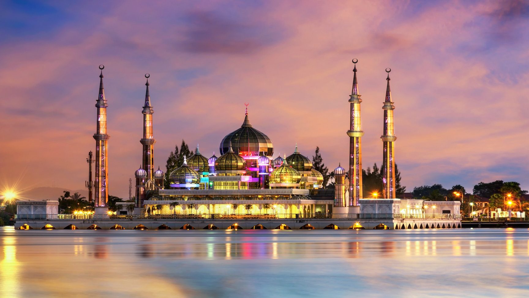 Masjid di Kuala Terengganu: Keindahan dan Sejarah 1 masjid di kuala terengganu keindahan dan sejarah