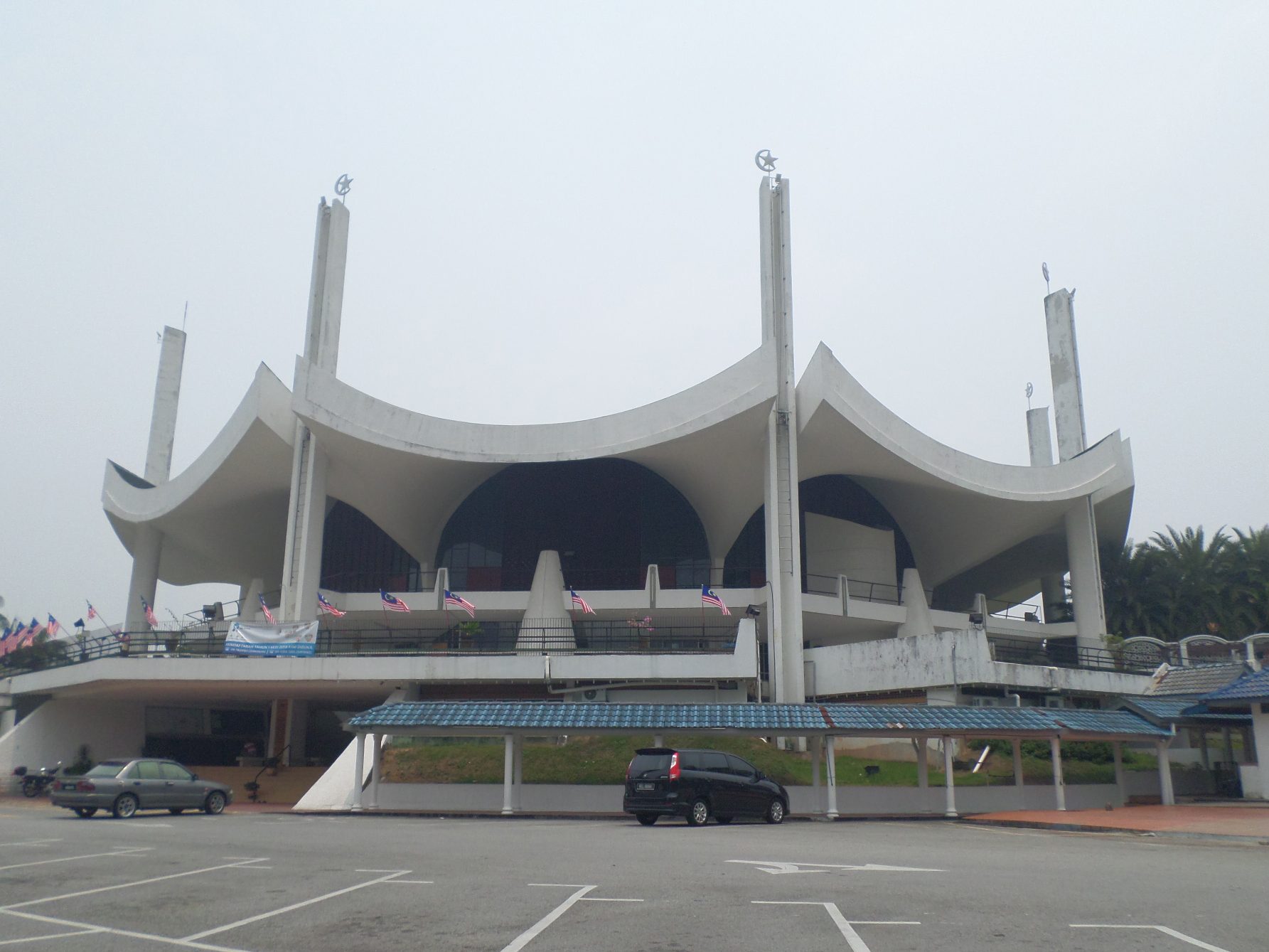 masjid di negeri sembilan keunikan dan sejarahnya