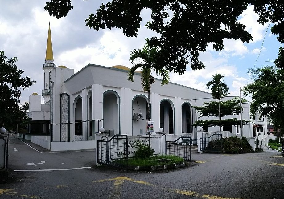 masjid kampung tunku