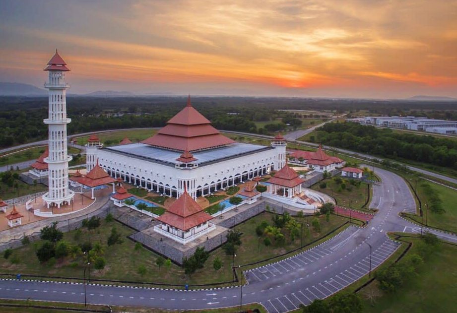 Masjid Taman Ilmu (Masjid Utama) / (مسجد اوتما) مسجد تامن علمو 1 masjid taman ilmu masjid utama d985d8b3d8acd8af d8a7d988d8aad985d8a7 d985d8b3d8acd8af d8aad8a7d985d986 d8b9d984d985d988
